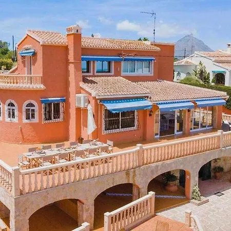 Villa Azulik